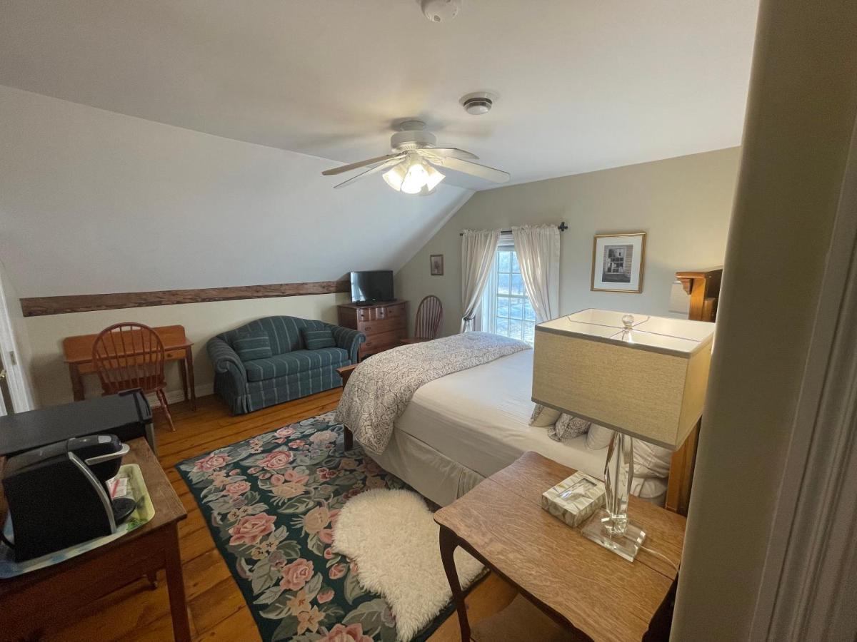Dodds Brick House Bed & Breakfast North Hero エクステリア 写真